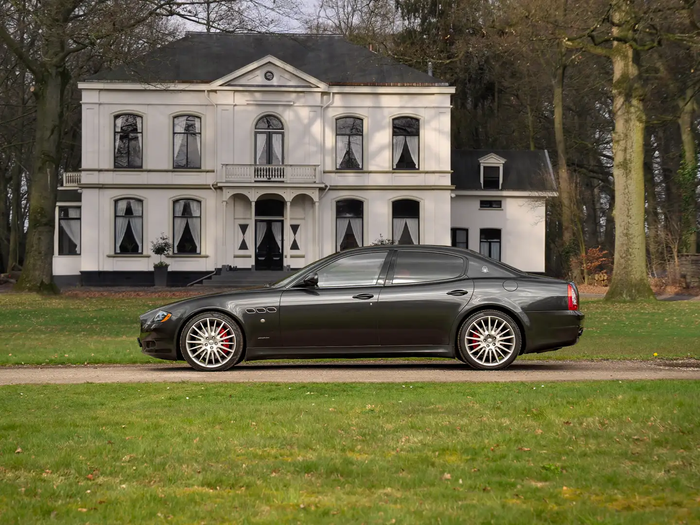 Maserati Quattroporte 4.7 Sport GTS Gris - 1