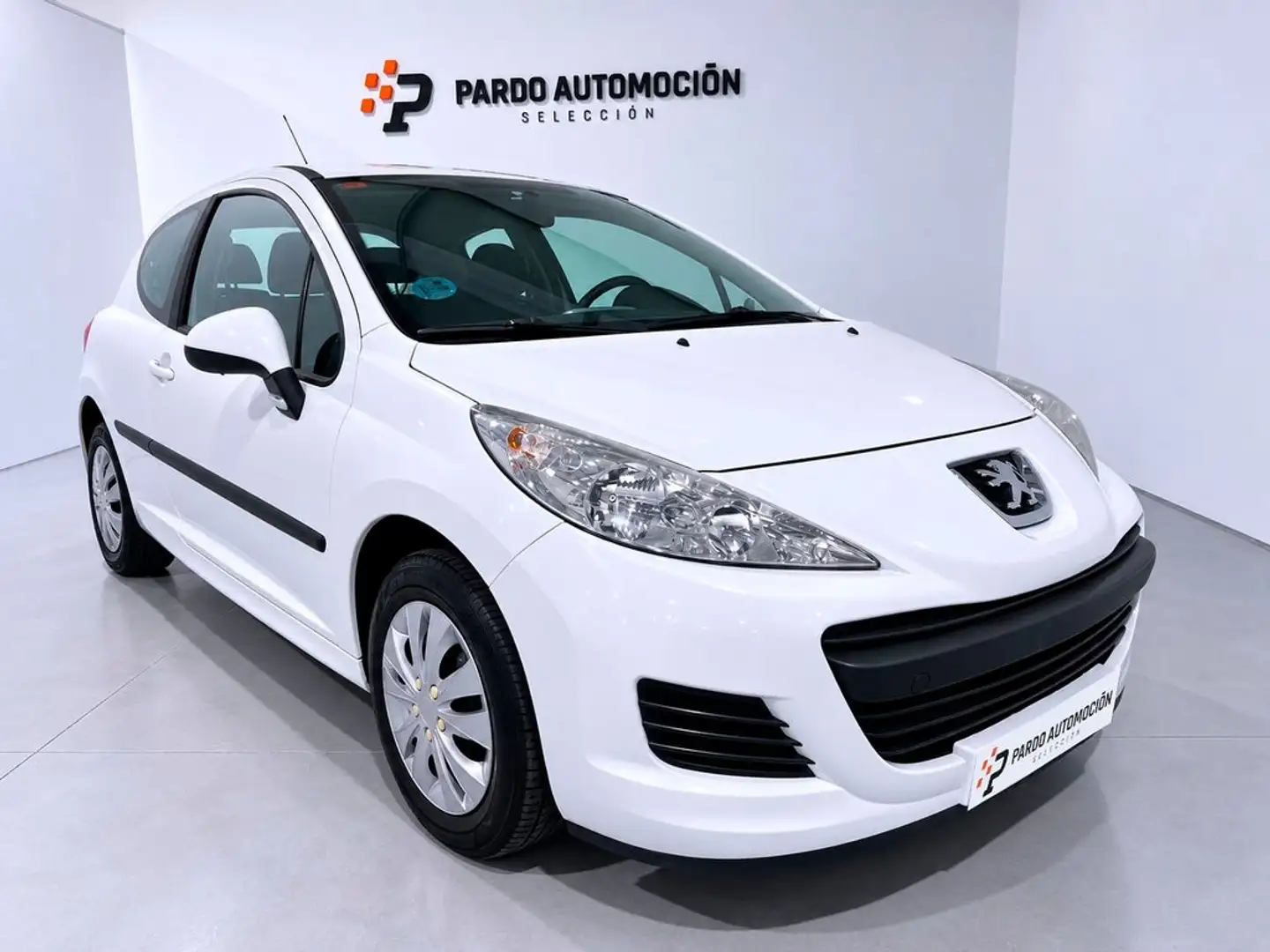 Peugeot 207 1.4i Confort 75 Blanco - 1