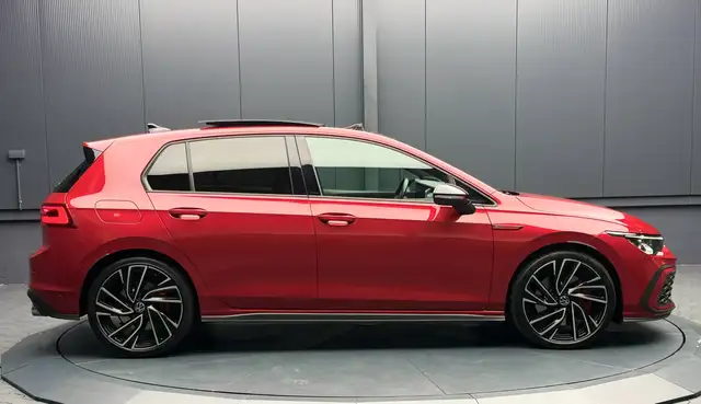 Volkswagen Golf view 9
