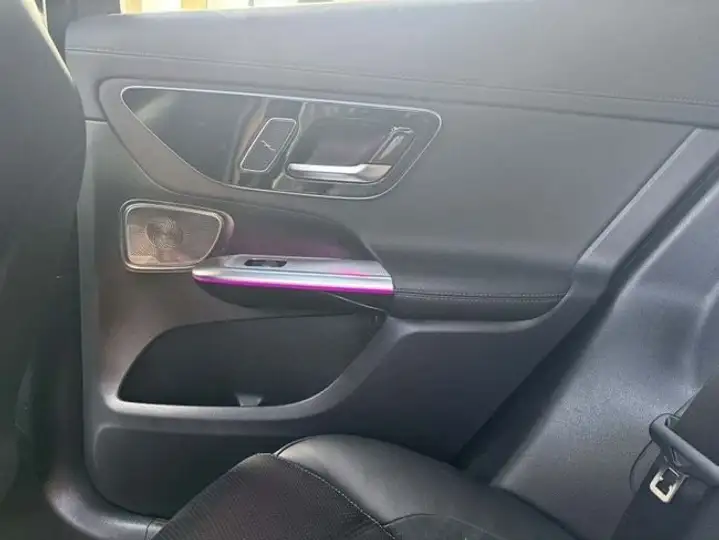 Mercedes-Benz GLC 2024, foto 13