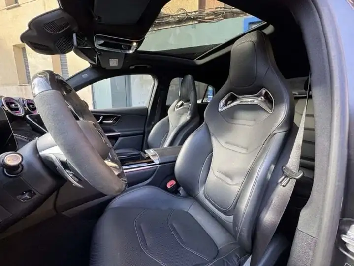 Mercedes-Benz GLC 2024, foto 6