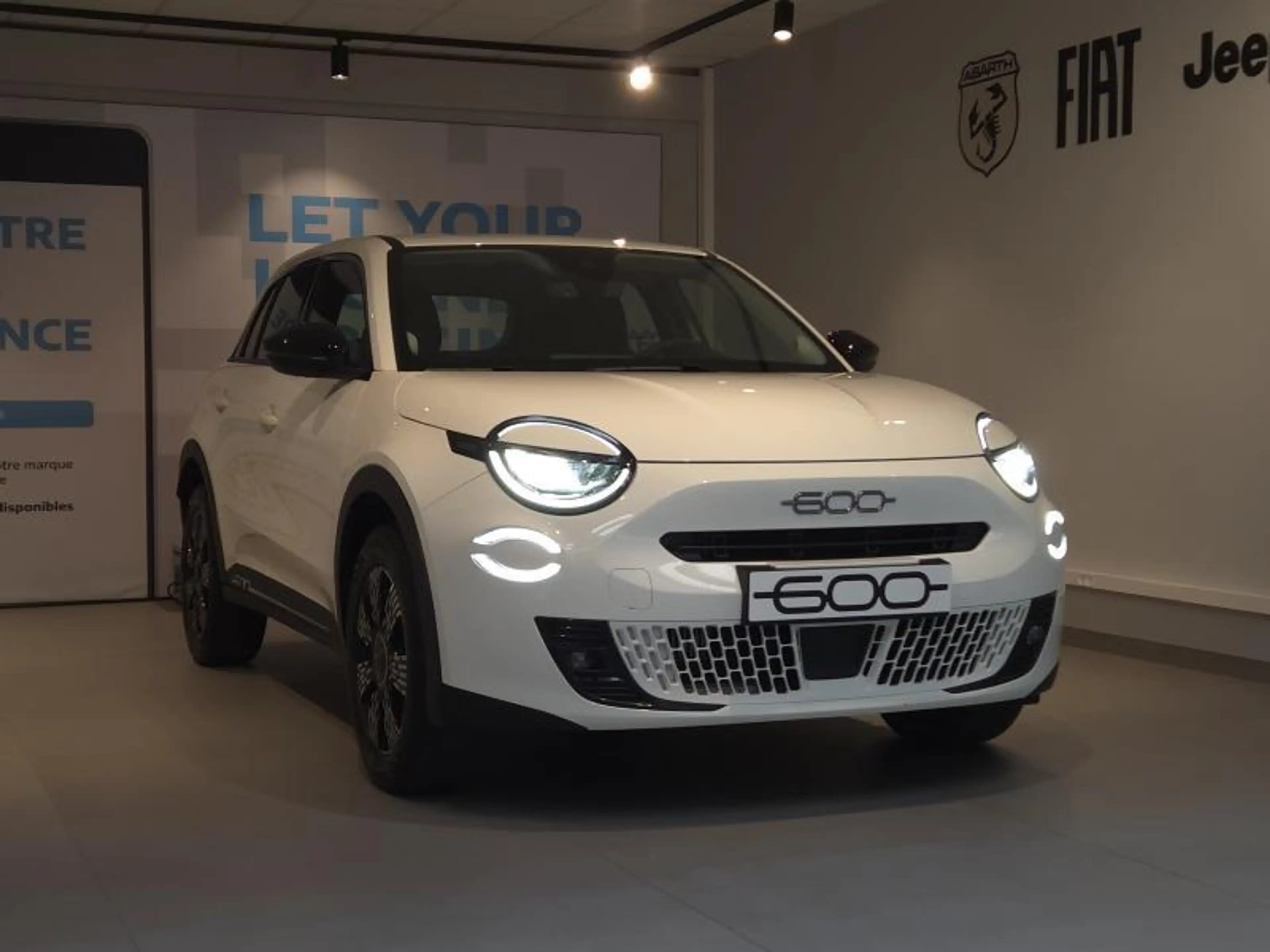 Fiat 600 Icon — photo 3