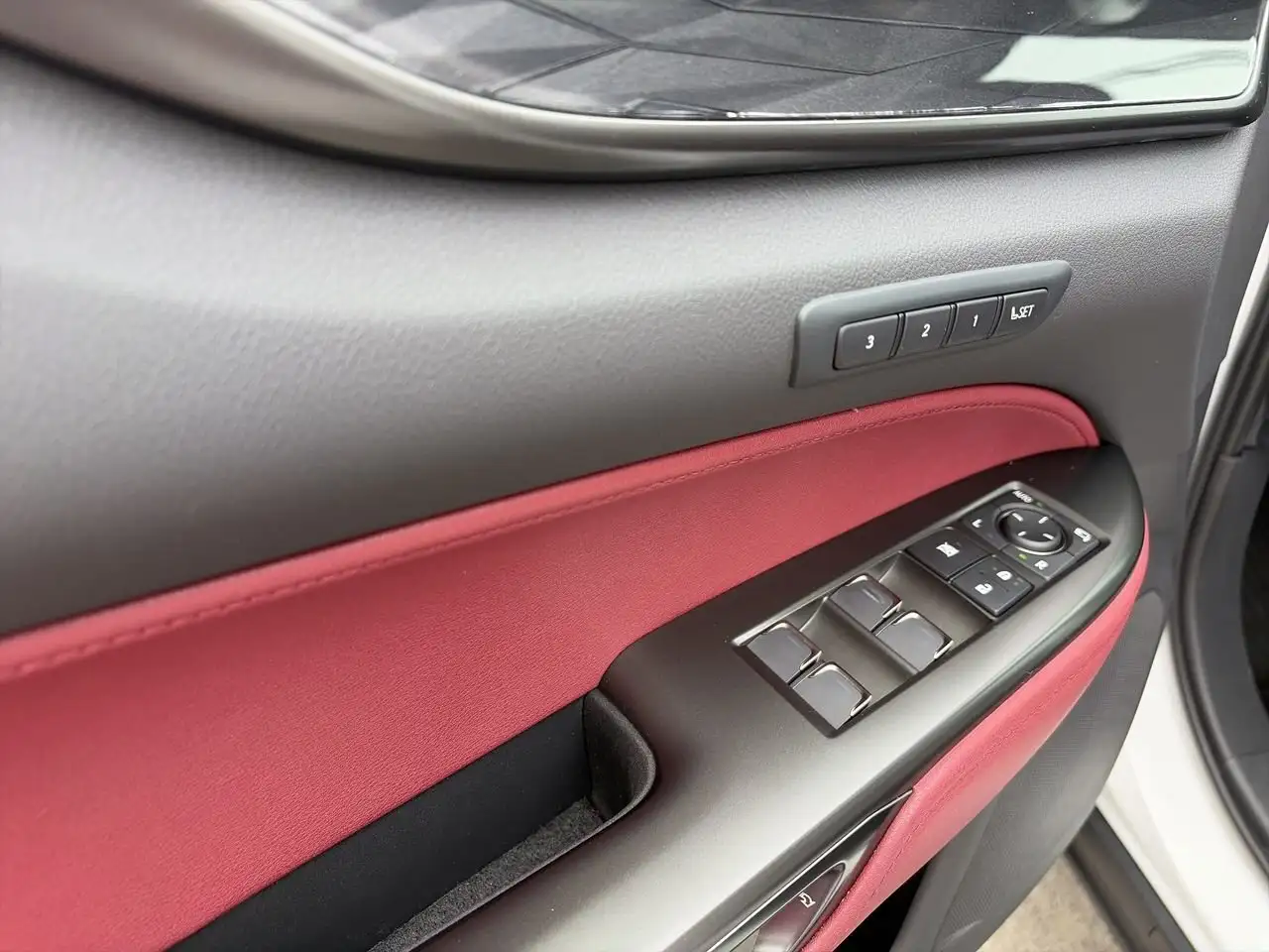 Lexus NX снимка Lexus NX