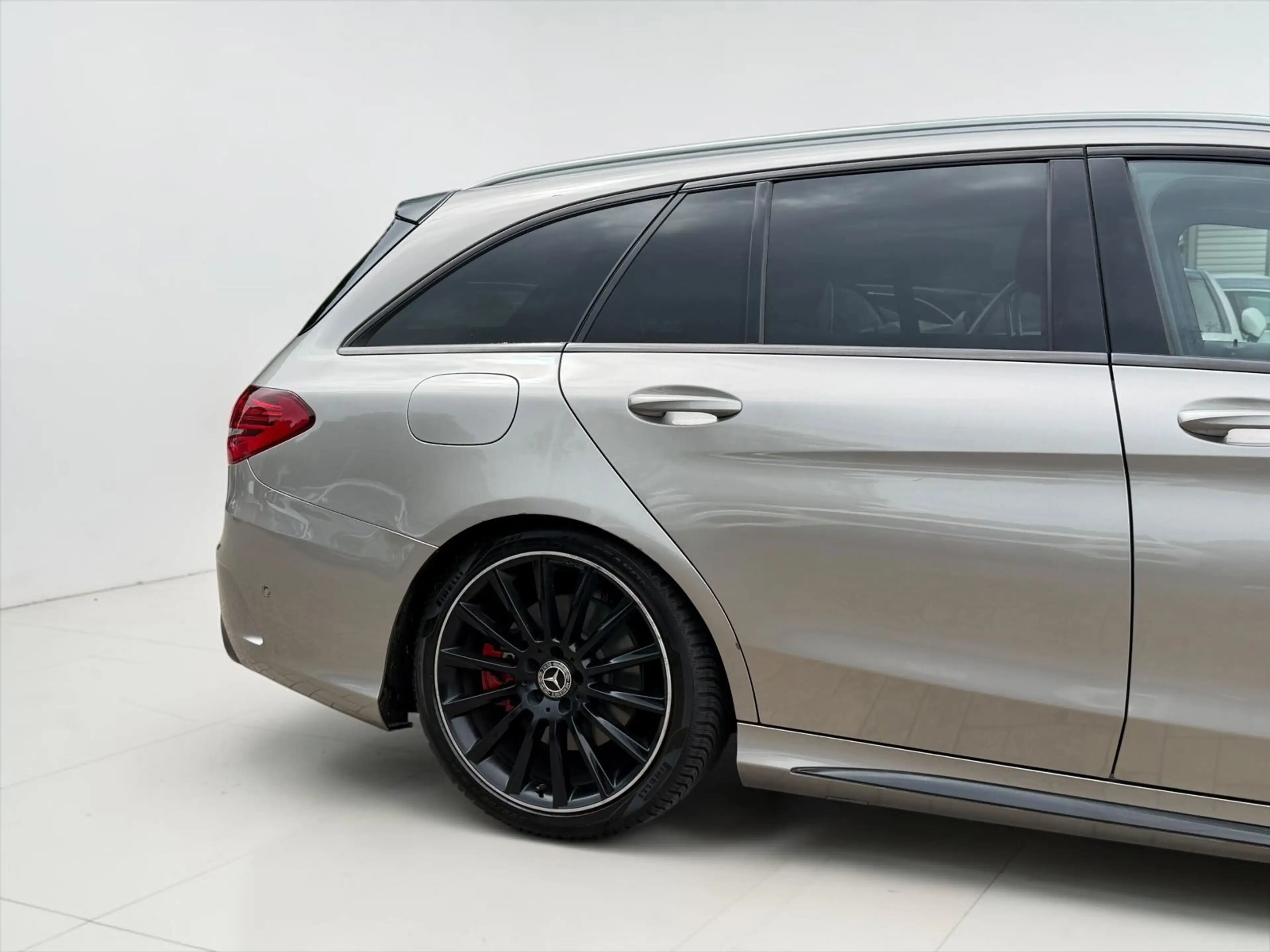Mercedes-Benz C 43 AMG T 4Matic*C63 Optik*BURMESTER*PANO*HUD — photo 8