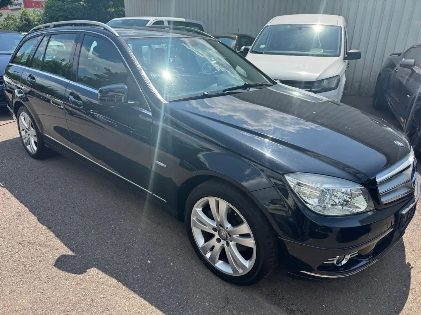 Mercedes-Benz C 180 T CGI Leder+Navi+Sitzheizung Negro - 2