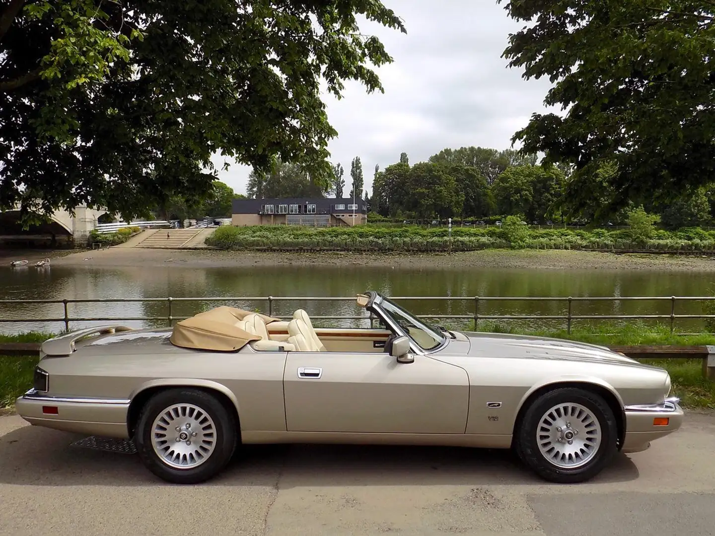 Jaguar XJS XJS V12 Automatik 2+2 Convertible Or - 1