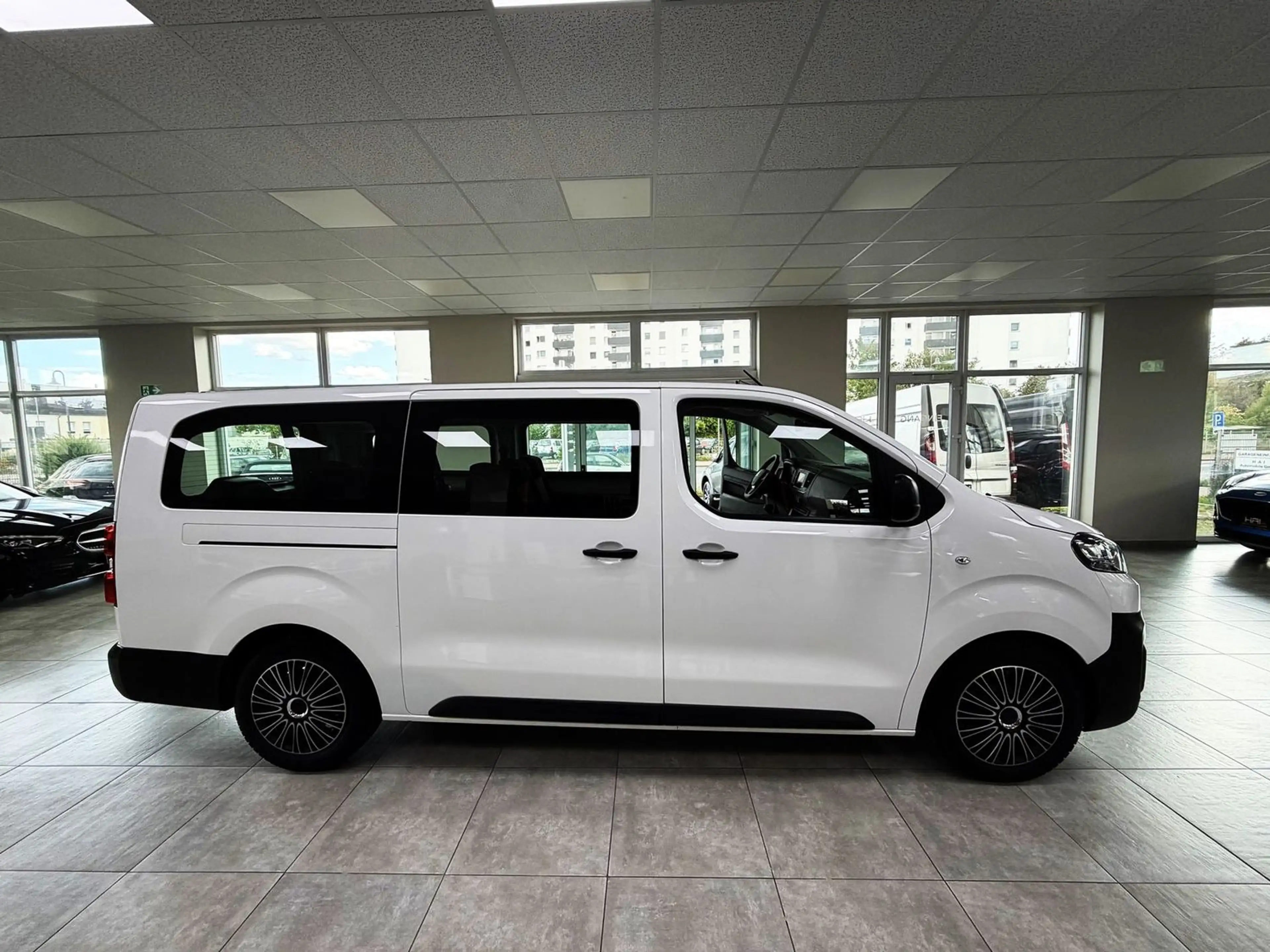 Citroen Jumpy XL (L3) Navi/Kamera/9-Sitzer/AHK — photo 23