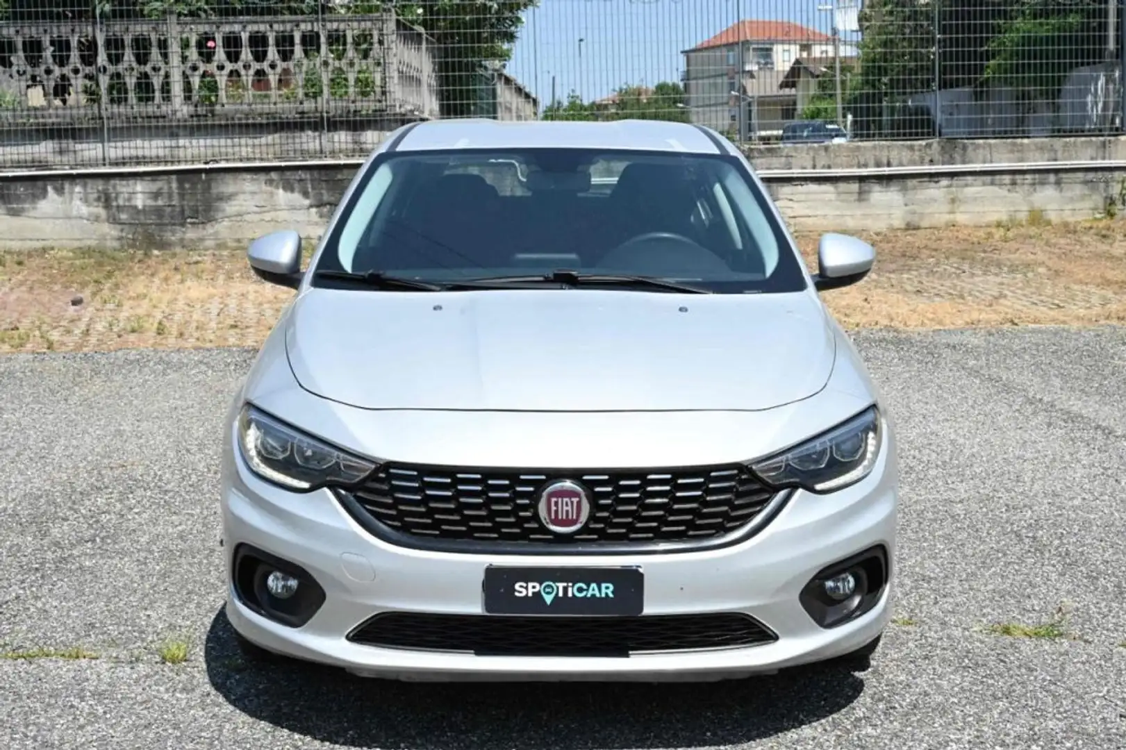 Fiat Tipo 1.3 Mjt S&S 5 porte Business Grigio - 2