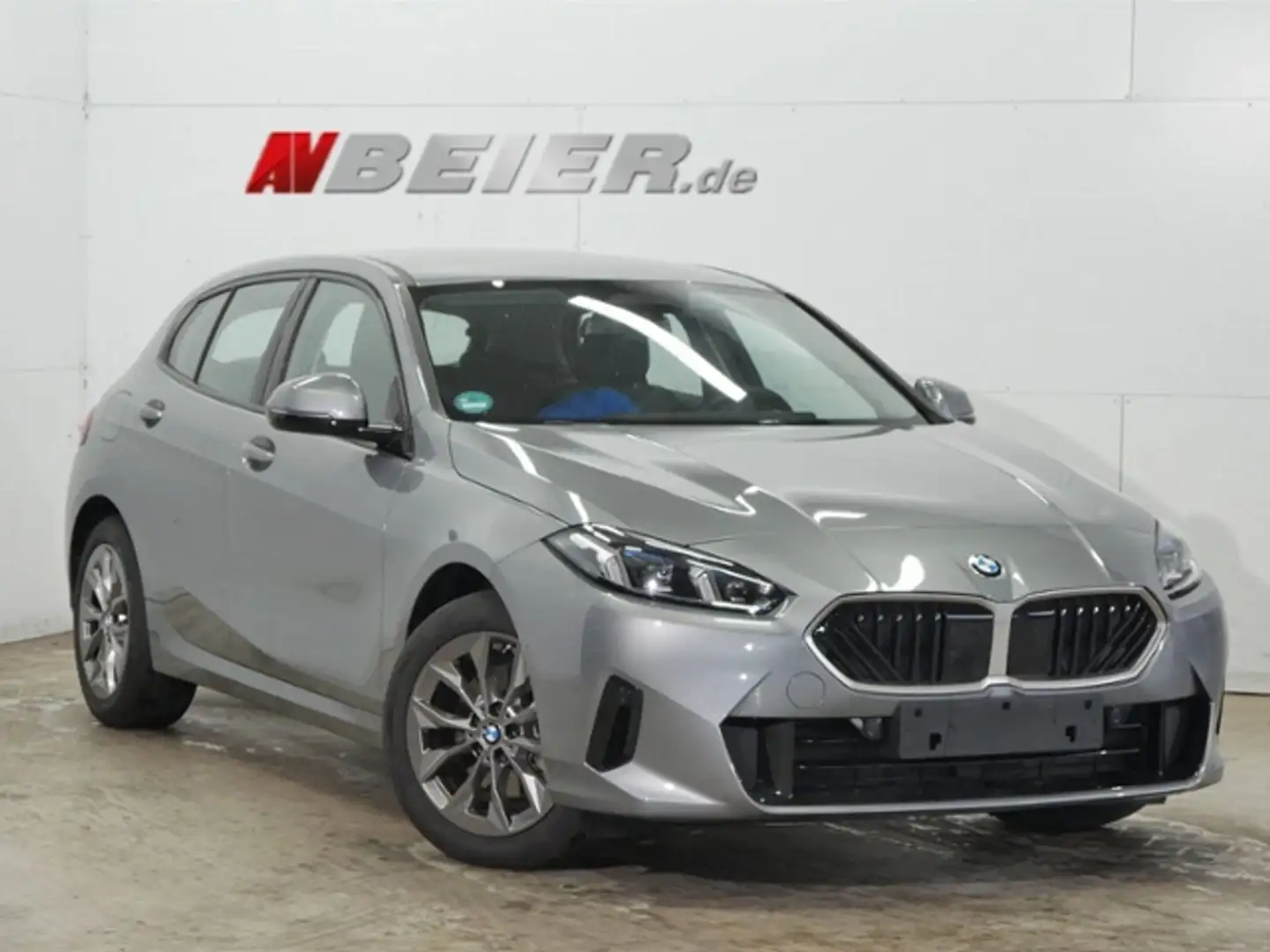 BMW 118 d adapt.LED Sitzheiz. Navi 2xPDC 1 Lim. Grijs - 2