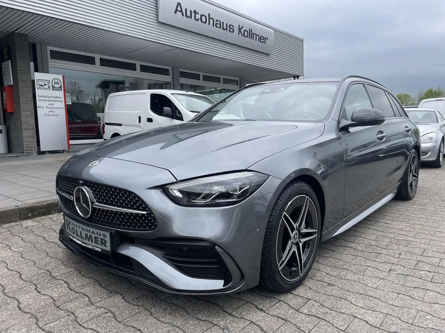 Mercedes-Benz C 300 d T AMG Line*Pano*RFK*Night*MBUX*DRT+Q Grau - 2