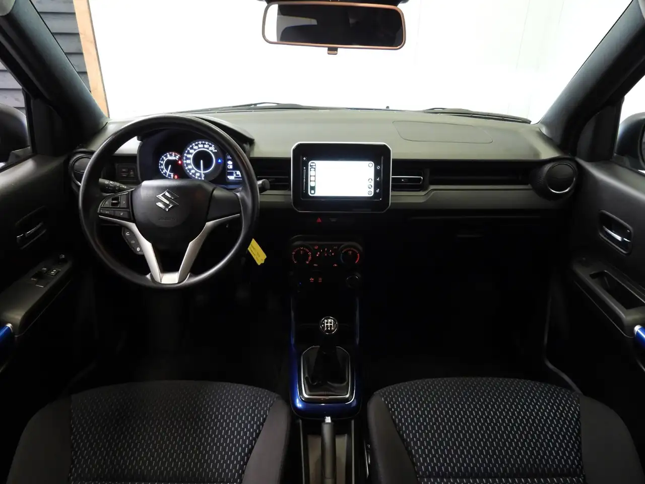 Suzuki Ignis 2025