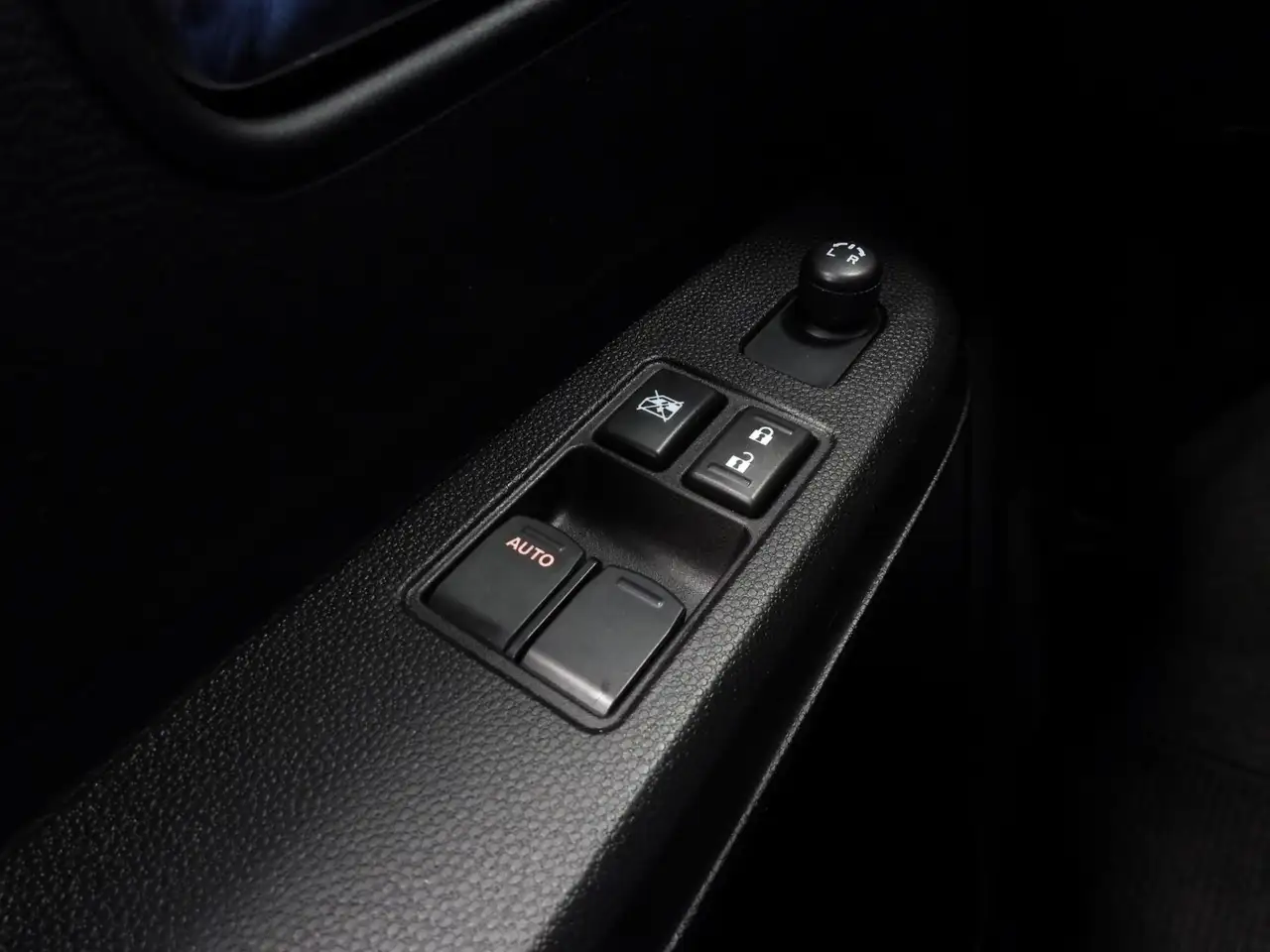 Suzuki Ignis 2025 — фото 13