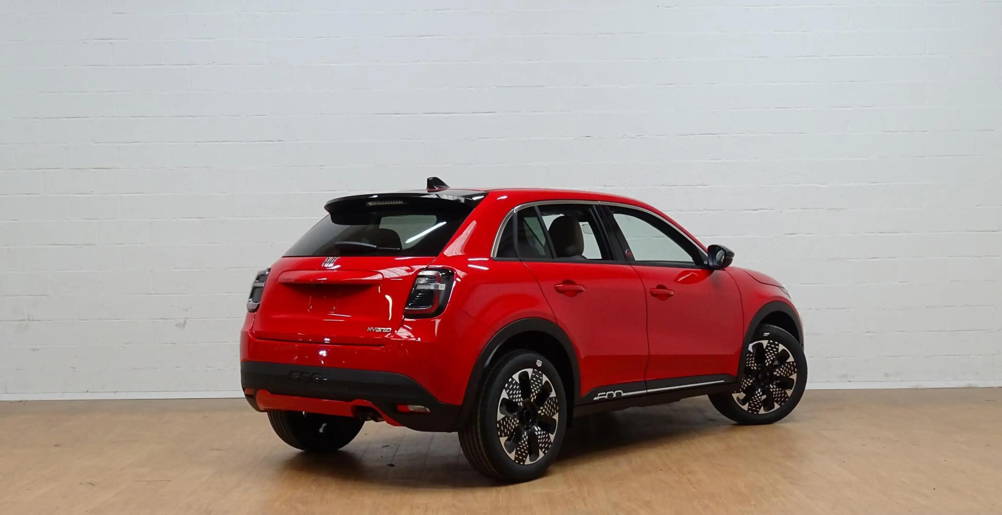 Fiat 600 1.2 Hybrid 145cv DCT La Prima - Red Edition — photo 3