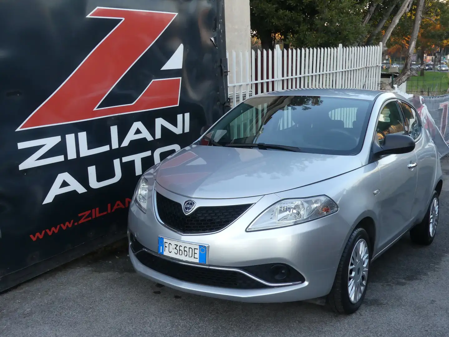 Lancia Ypsilon 1.3 mjt..BLUETOOTH..QUALSIASI PROVA.. Grigio - 1