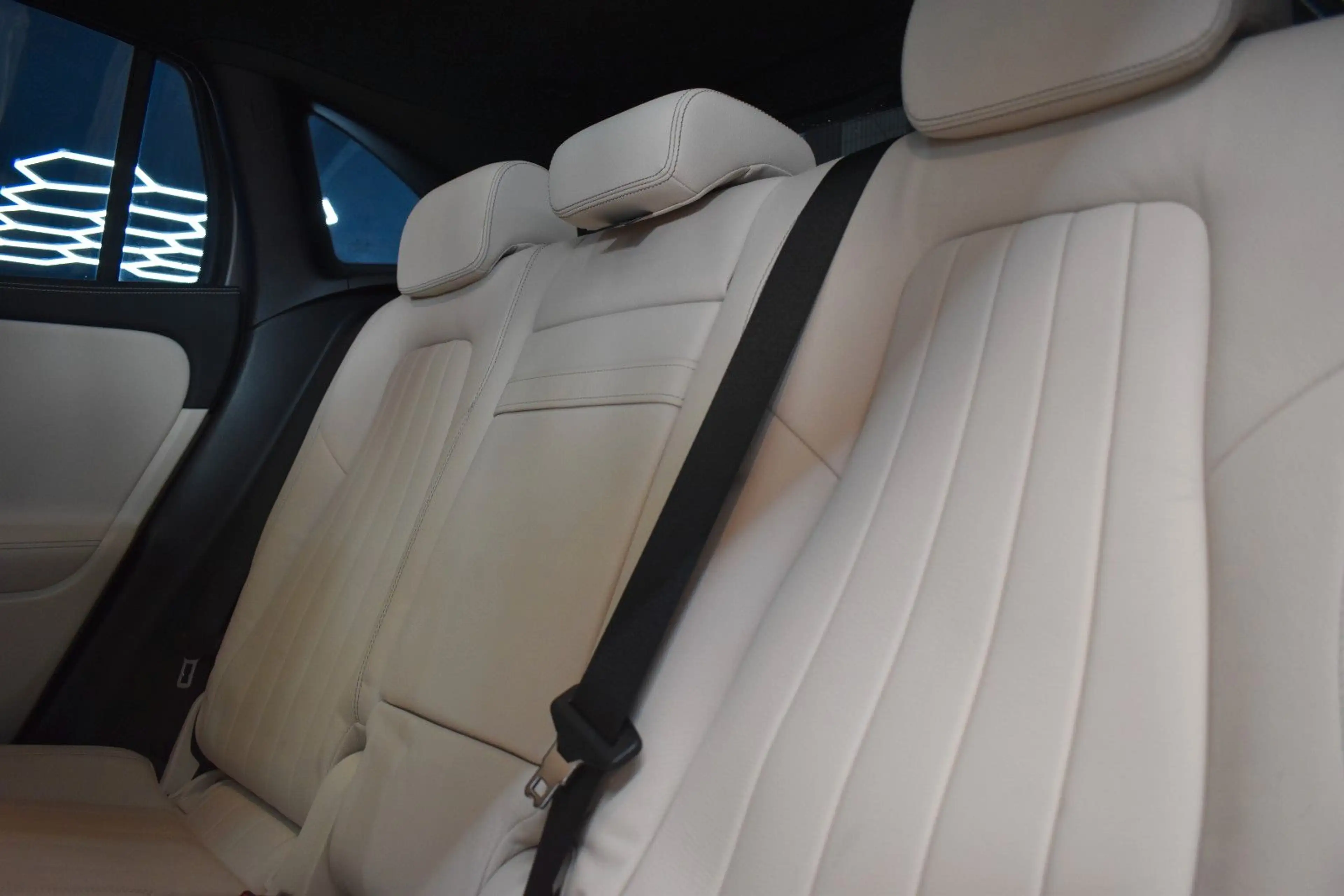 Mercedes-Benz GLA 250 e*PANORAMA*LEDER*AHK*LED HIGH*KESSY* — photo 14