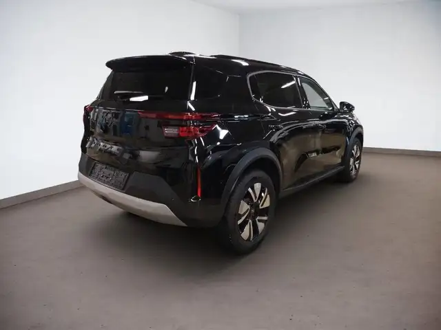 Opel Frontera view 4