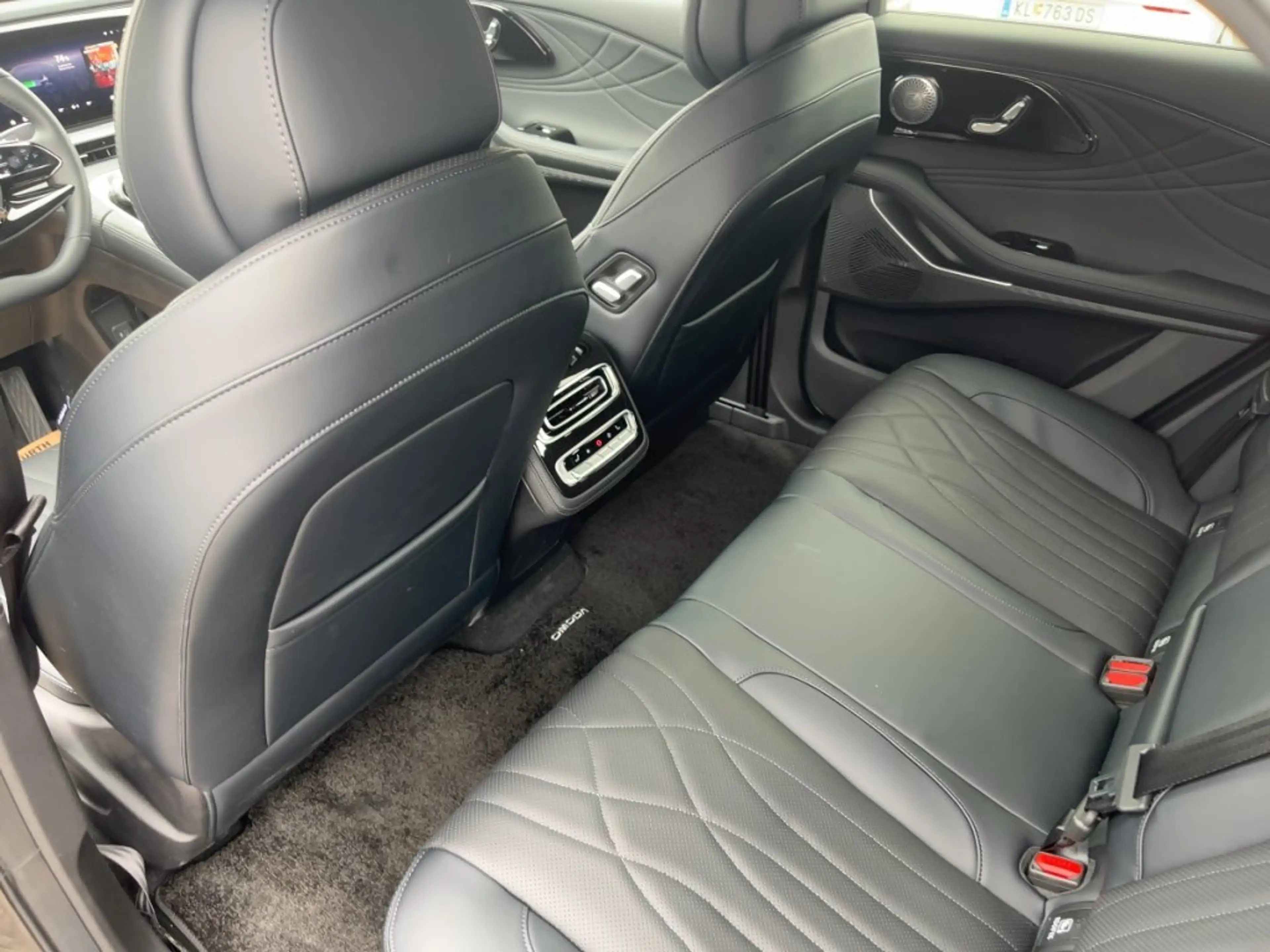 Omoda 9 PLUG-IN Hybrid Premium-Line — photo 14
