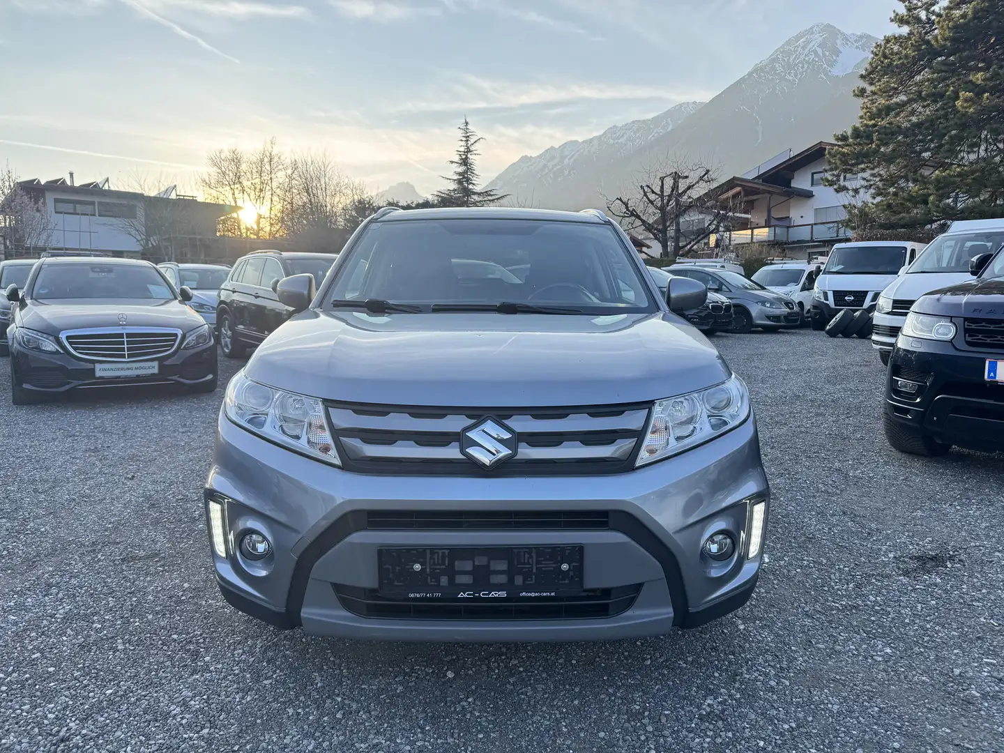 Suzuki Vitara 1.6 Comfort 4x4 Grau - 2