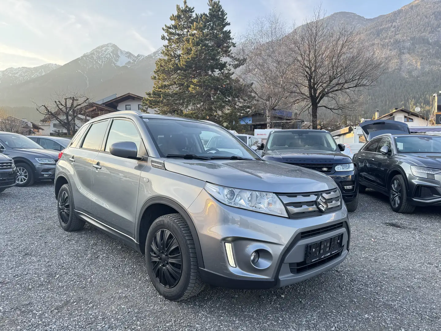 Suzuki Vitara 1.6 Comfort 4x4 Grau - 1