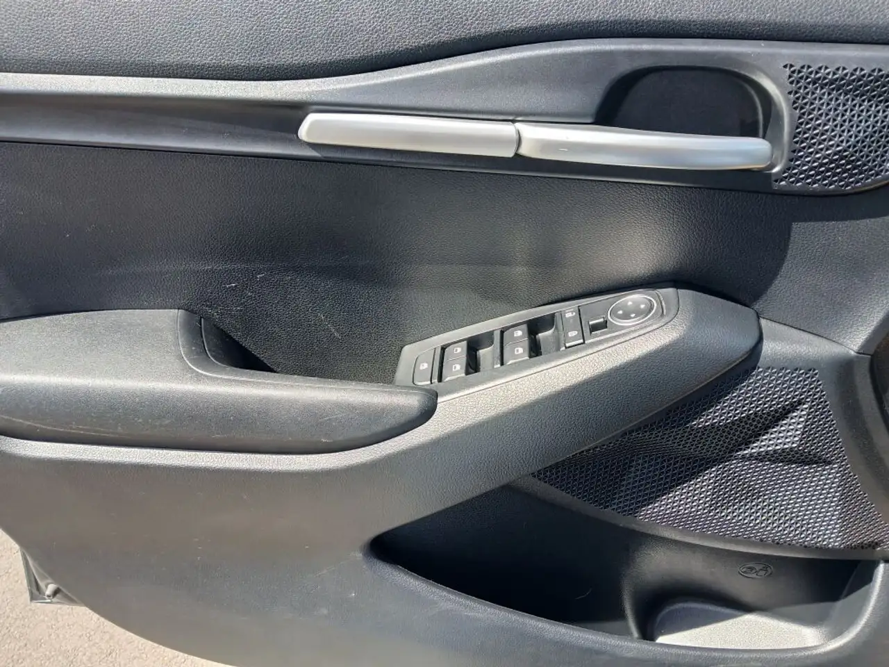 Kia Seltos снимка Kia Seltos