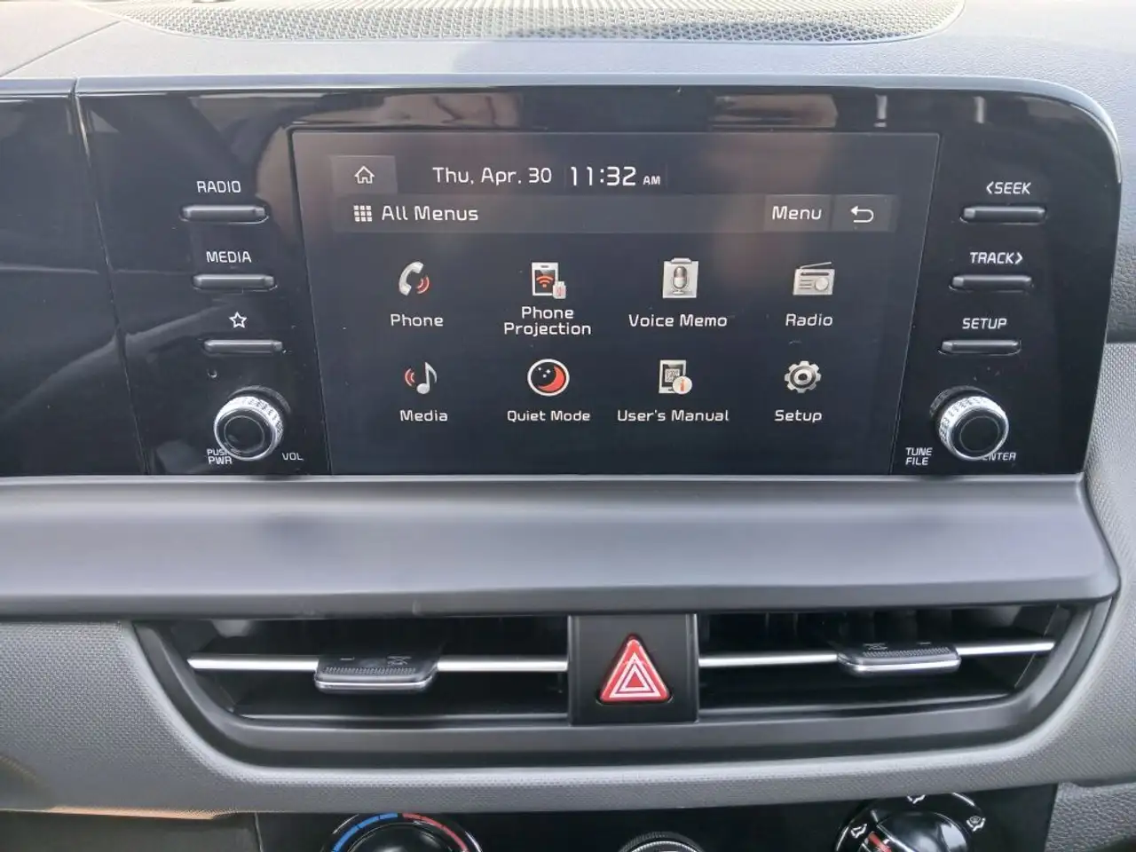 Kia Seltos снимка Kia Seltos