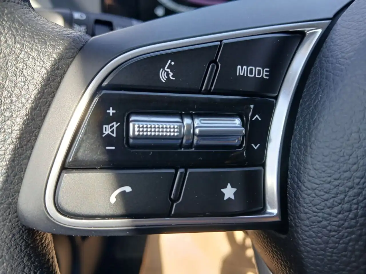 Kia Seltos снимка Kia Seltos