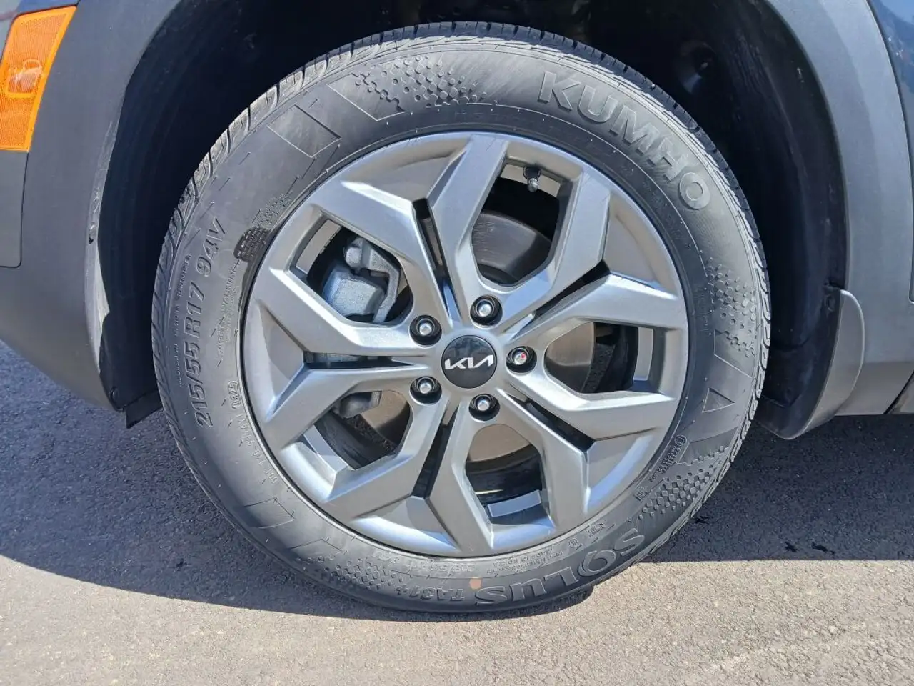Kia Seltos снимка Kia Seltos