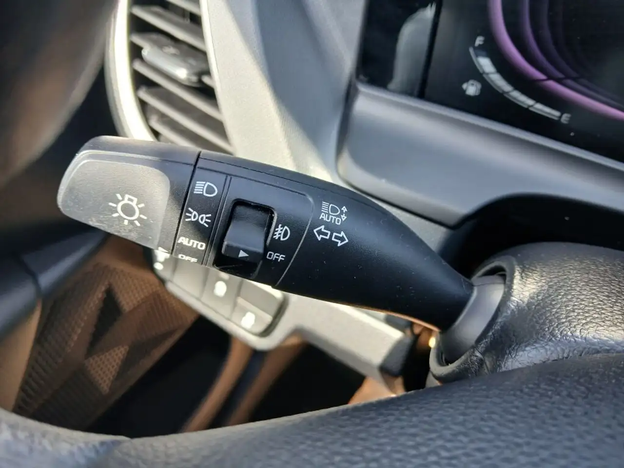 Kia Seltos снимка Kia Seltos