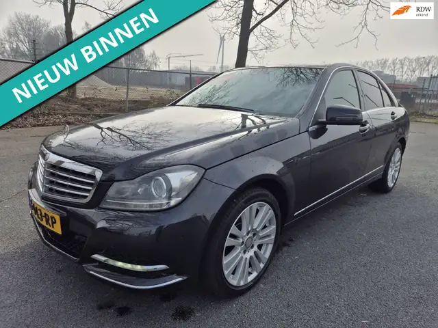 Mercedes-Benz C 350 C 6 cil met bom vol optie,s inst