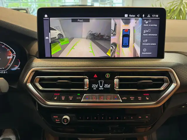 BMW X4 view 12