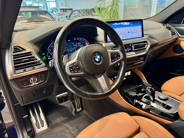 BMW X4 view 8