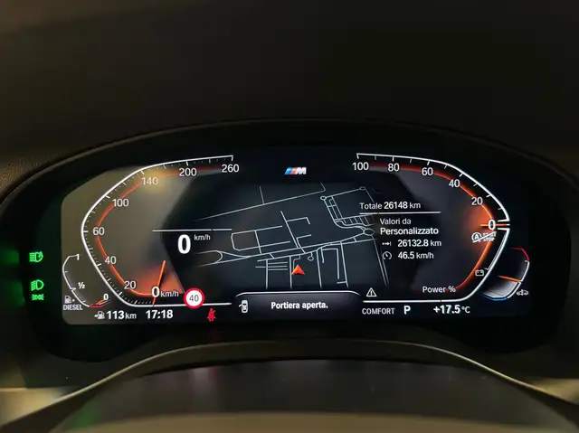 BMW X4 view 10