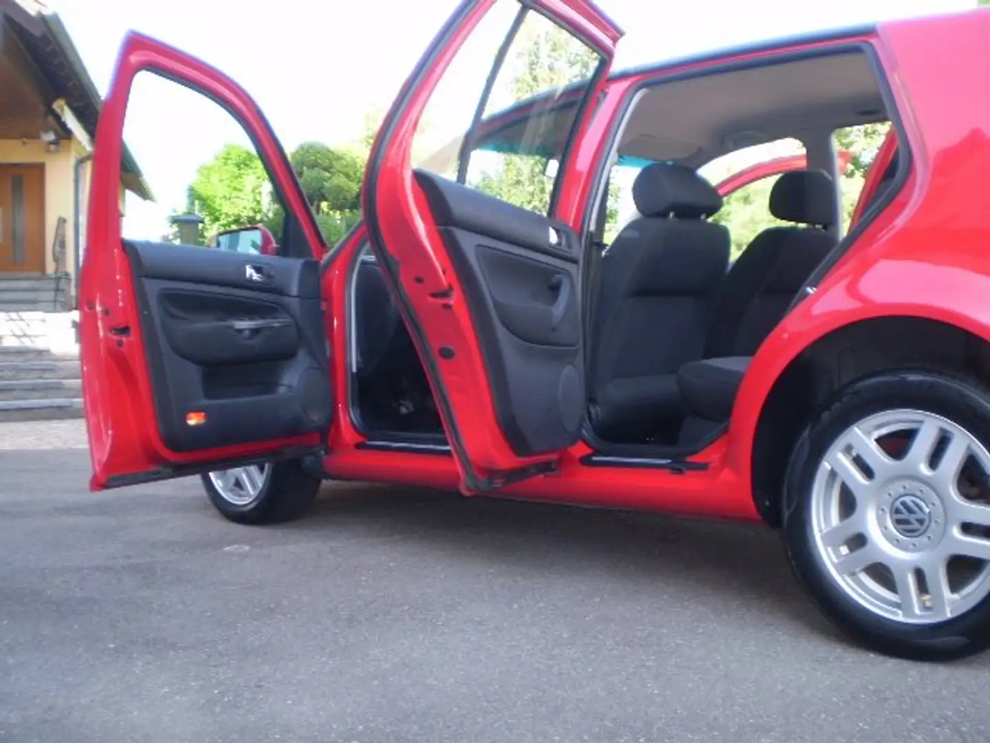 Volkswagen Golf 1.9 TDI Edition / Klimaautomatik /Alufelgen / Rojo - 2
