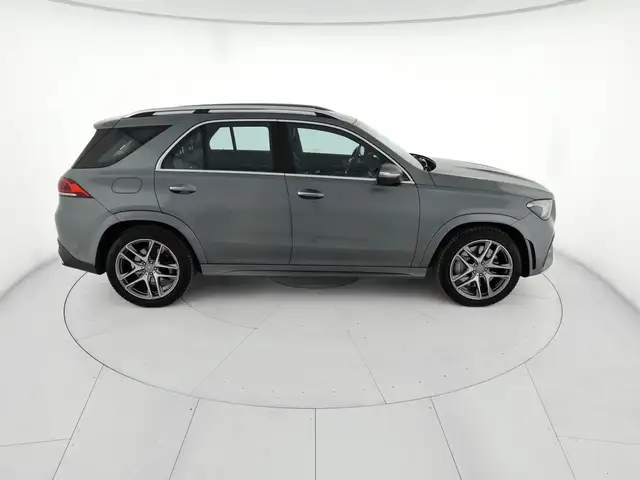Mercedes-Benz GLE view 5