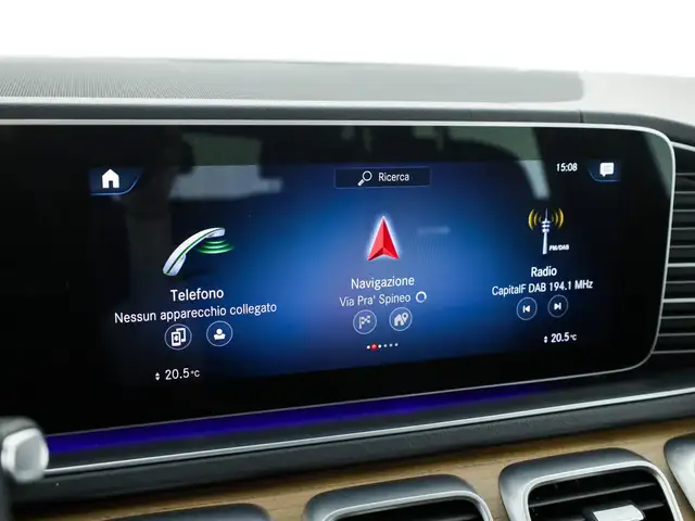 Mercedes-Benz GLE view 16