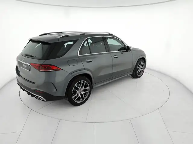 Mercedes-Benz GLE view 4