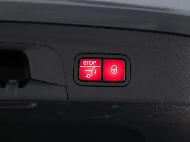 Mercedes-Benz GLE view 21