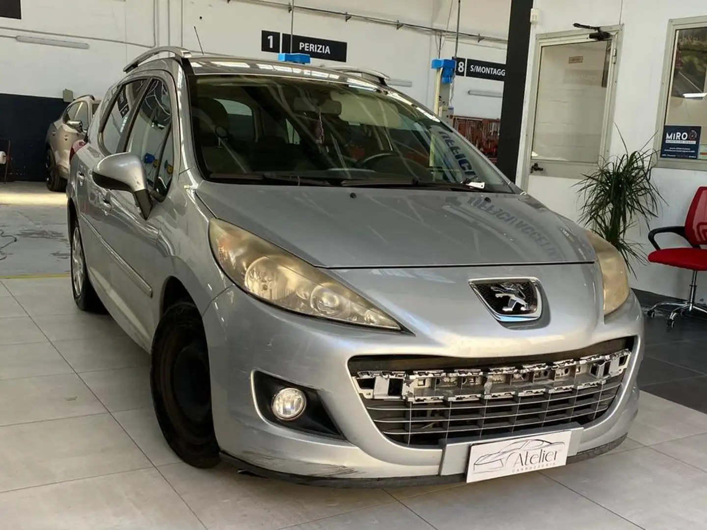 Peugeot 207 207 SW SW 1.6 hdi 16v X-Line Fap FL Grigio - 1