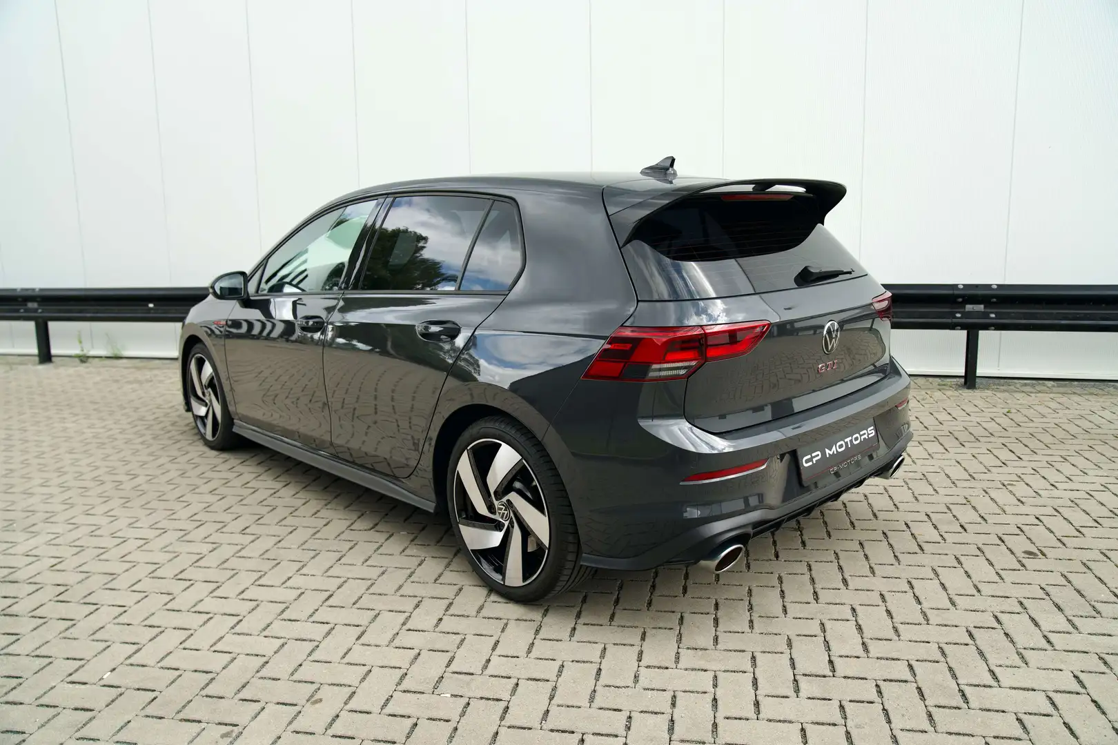 Volkswagen Golf GTI 8 CLUBSPORT  300 PK  SPORTUITLAAT  CARPLAY Gris - 2