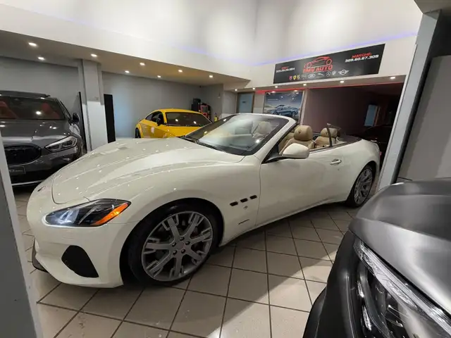 Maserati Grancabrio view 3