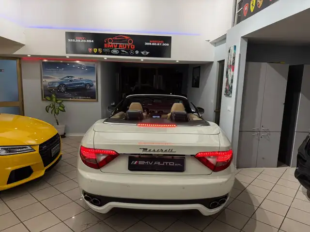 Maserati Grancabrio view 13