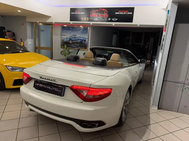 Maserati Grancabrio view 12