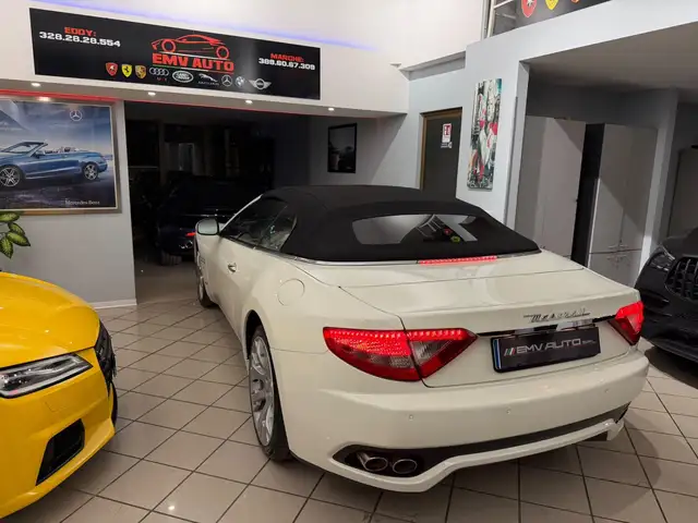 Maserati Grancabrio view 14