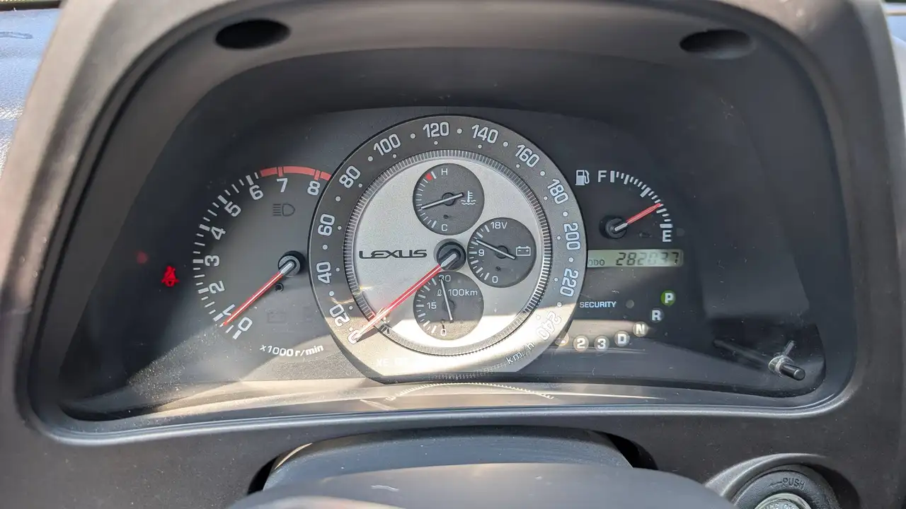 Lexus IS 200, foto 10