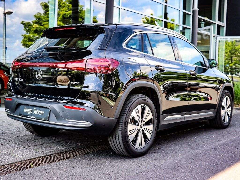 Mercedes-Benz EQA