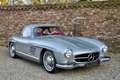 Mercedes-Benz SL 300 Gullwing "Nut & bolt" restoration by 300 SL specia Grijs - thumbnail 17