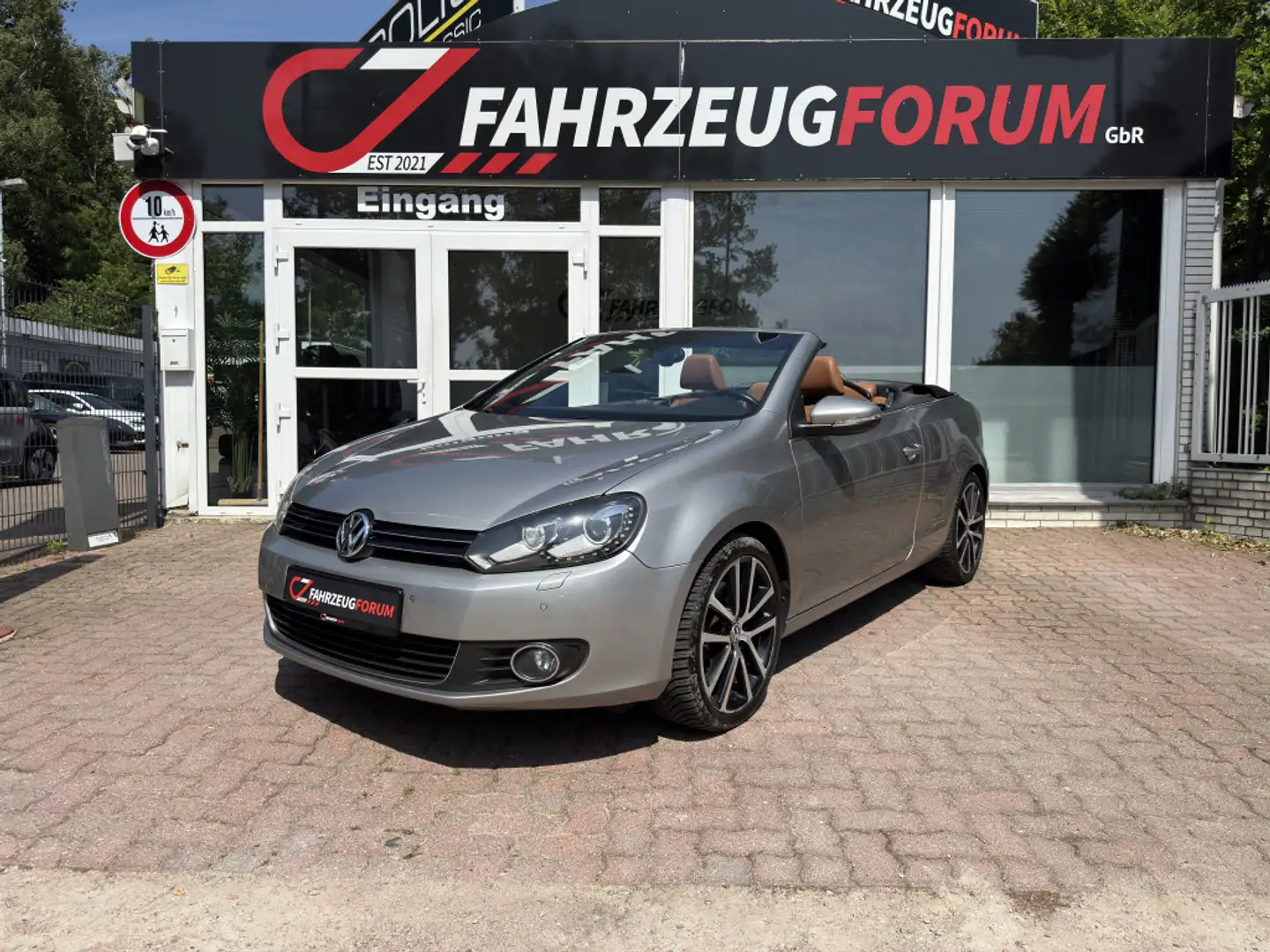 Volkswagen Golf Cabrio 2.0 TDI BlueMotion Technology*Leder Grigio - 1