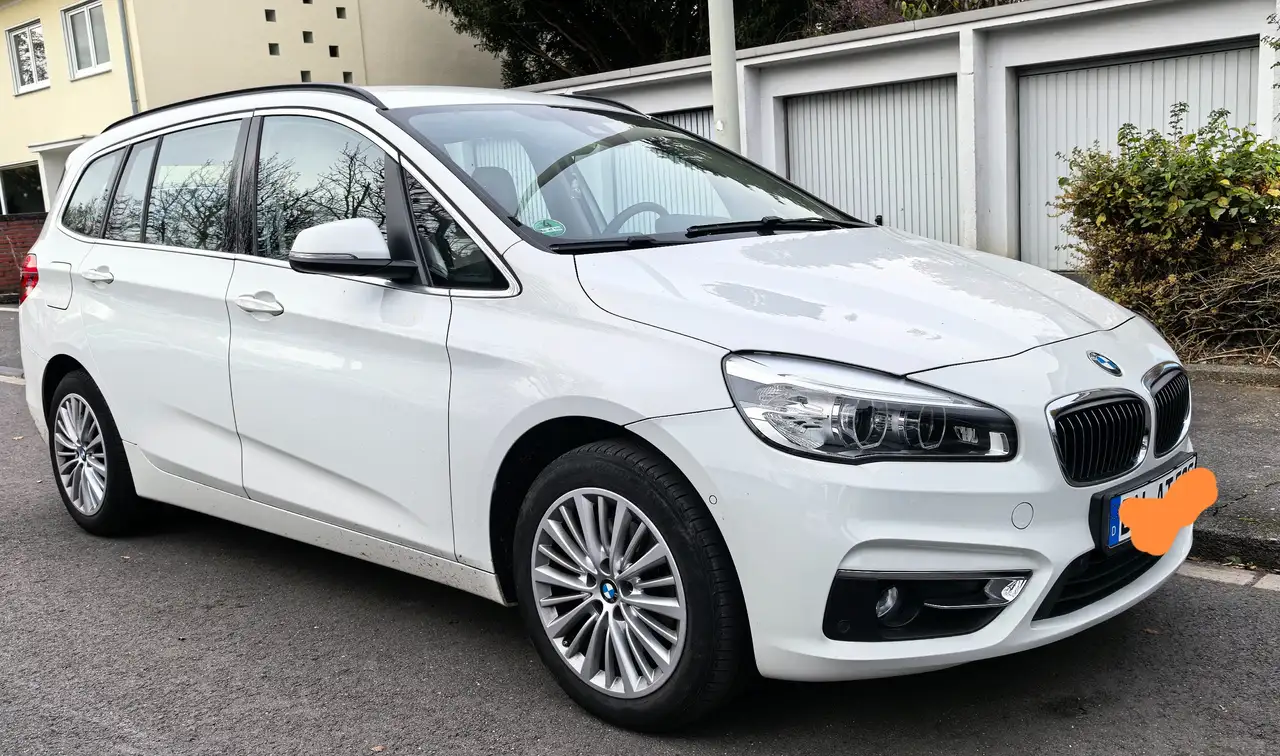 BMW 218