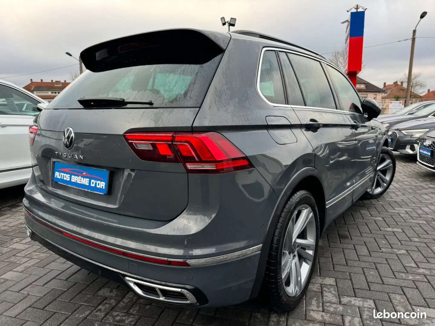 Volkswagen Tiguan Tiguan 2.0 TDI 150 DSG7 Gris - 2
