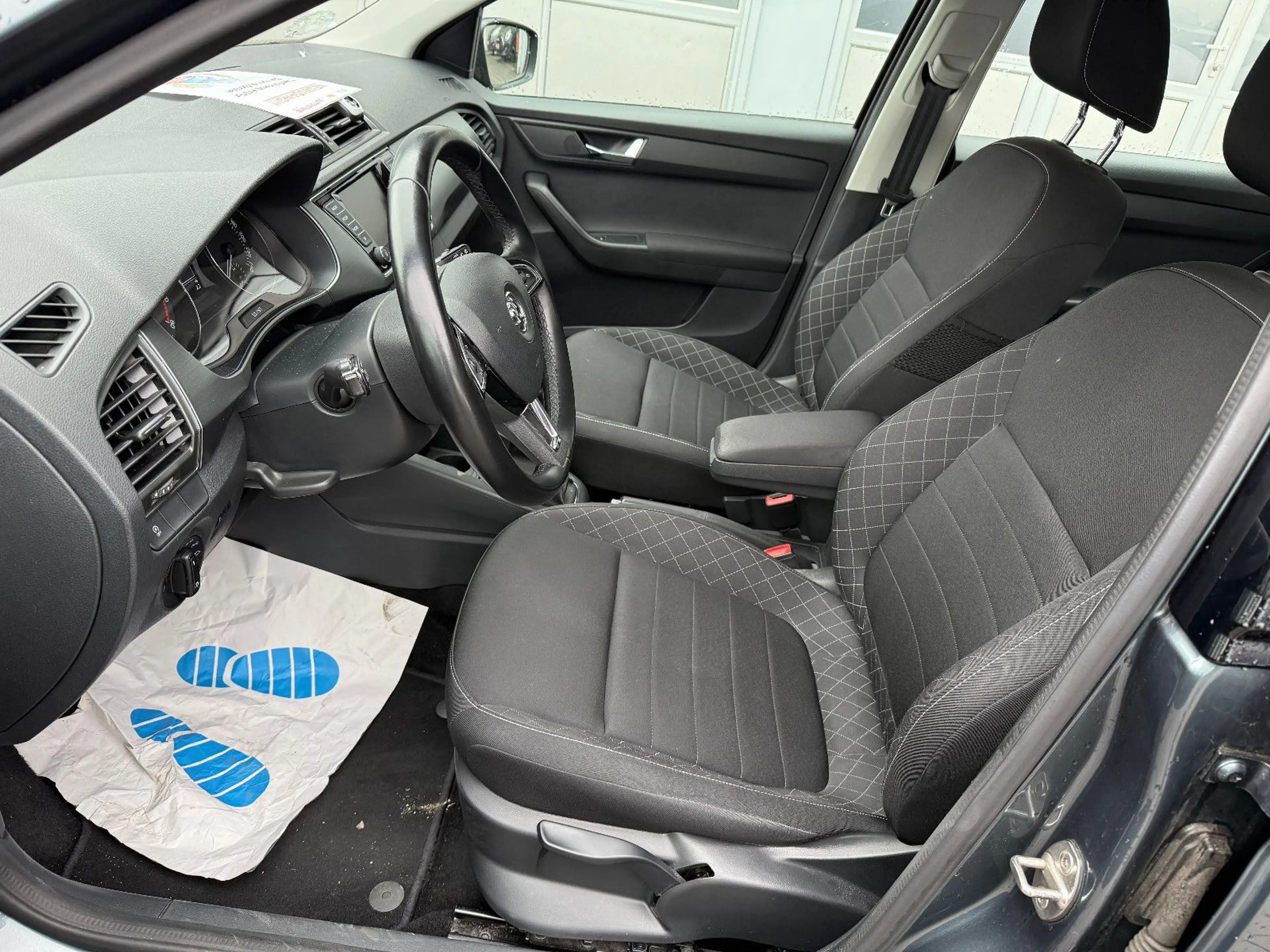Skoda Fabia Style*2.HAND+SCHECKHEFT+TEMPOMAT+ALLWETTER — photo 11
